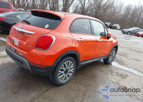 2016 Fiat 500X Trekking из США, поврежденный, VIN ZFBCFYCT6GP382376